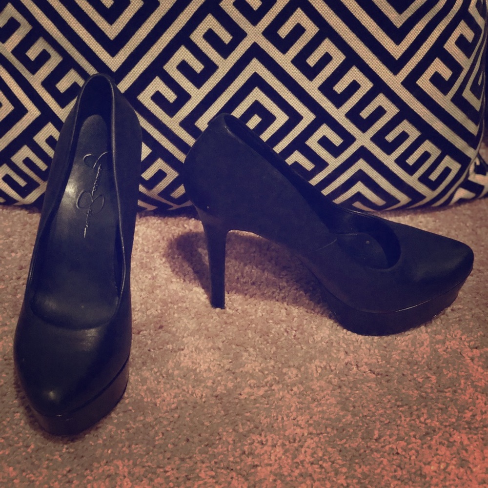 Black Jessica Simpson Stiletto Pumps. Size 8.